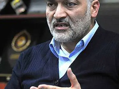 هاشمی: وزیر ورزش خودش را به استیضاح نزدیک می‌کند