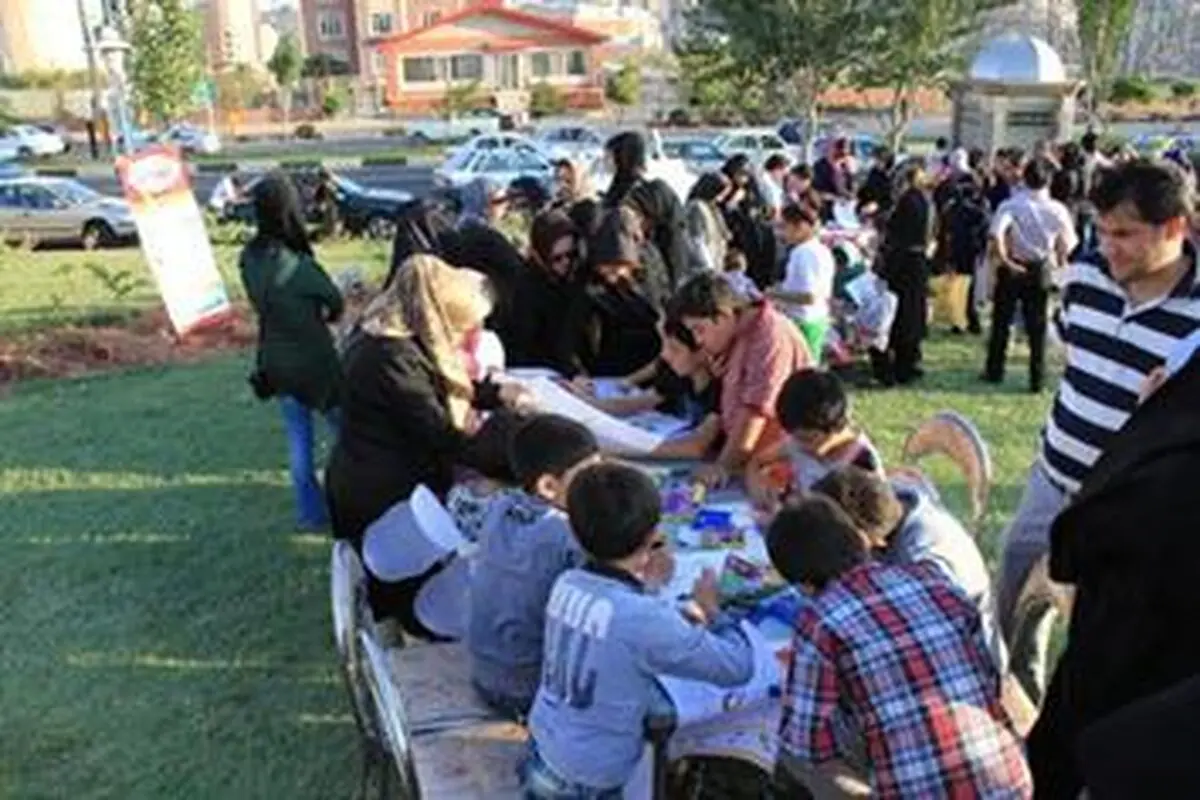 جشنواره هندوانه در شهرک باغمیشه تبریز برگزار شد