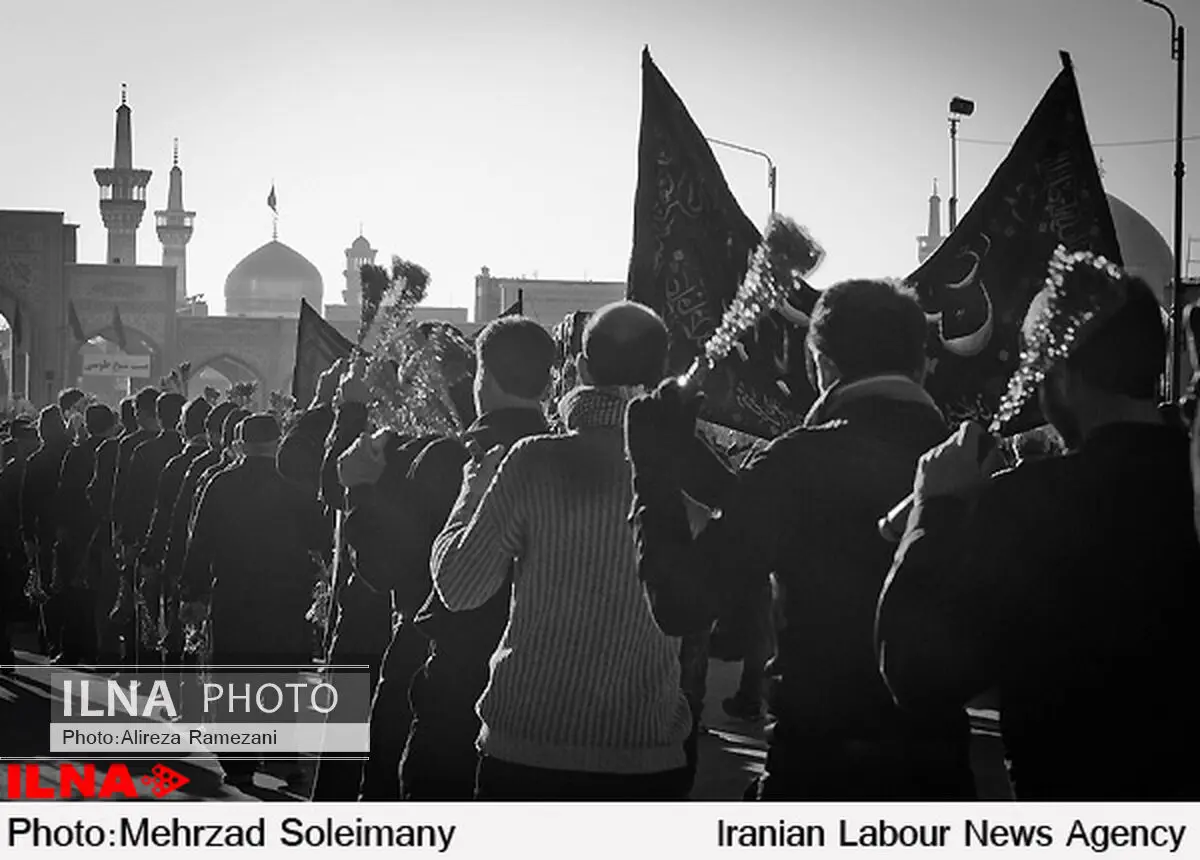 اماکن متبرکه رضوی در سالروز شهادت امام رضا(ع) یکپارچه سیاهپوش می شود