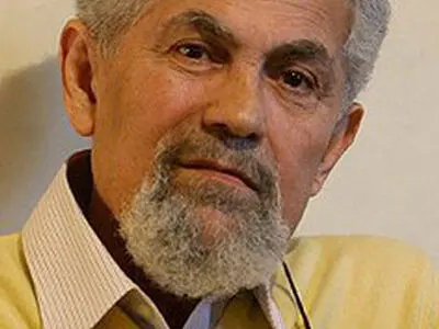 آثار «ع. پاشایی» بلاتكلیف‌اند