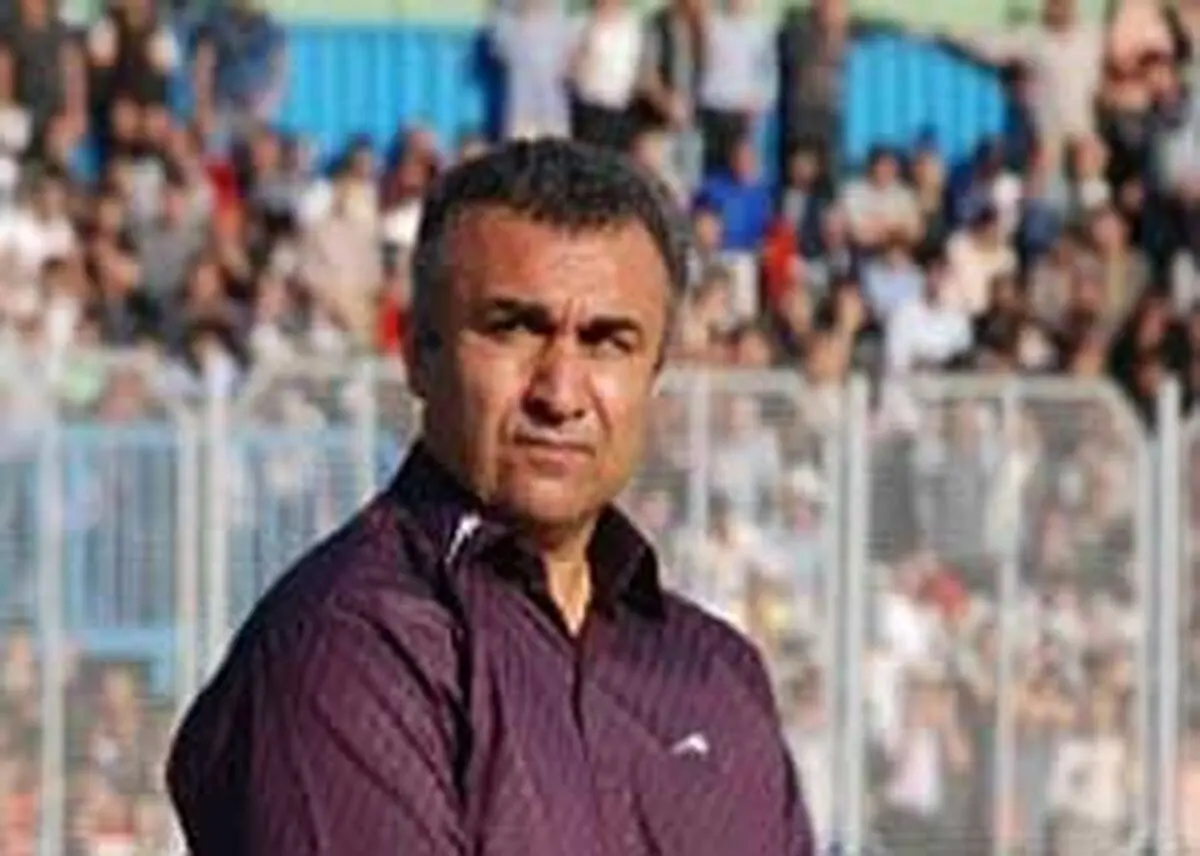 نادر دست نشان سرمربی تیم فوتبال سایپا شمال قائمشهر شد