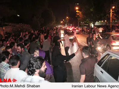 جشن و شادی حامیان حسن روحانی در شیراز