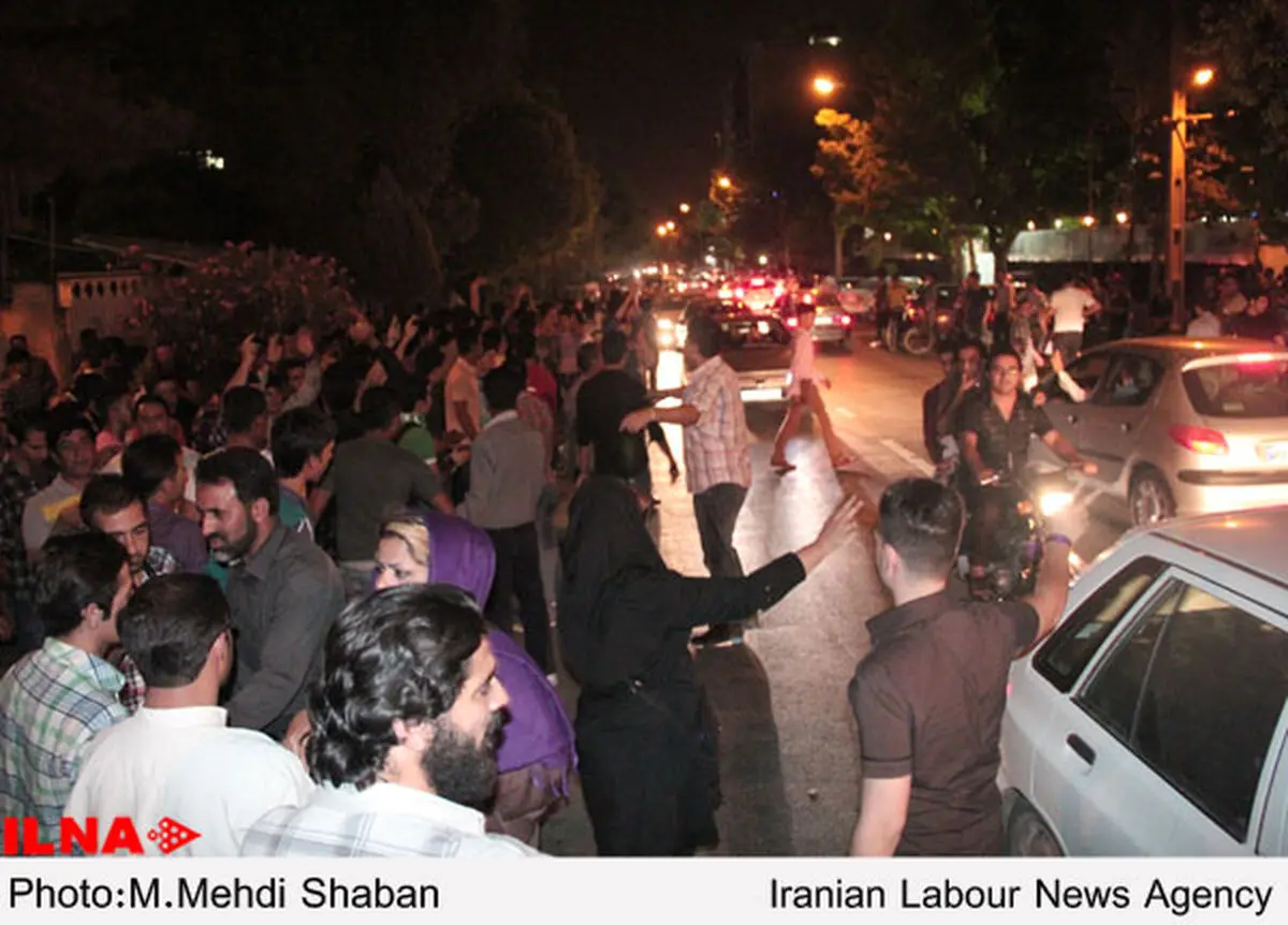 جشن و شادی حامیان حسن روحانی در شیراز
