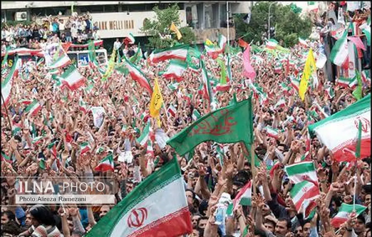 حضور مردم اصفهان در راهپیمایی 22 بهمن