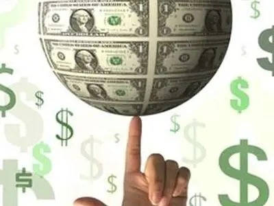 دلار همچنان روند نزولی طی می‌کند