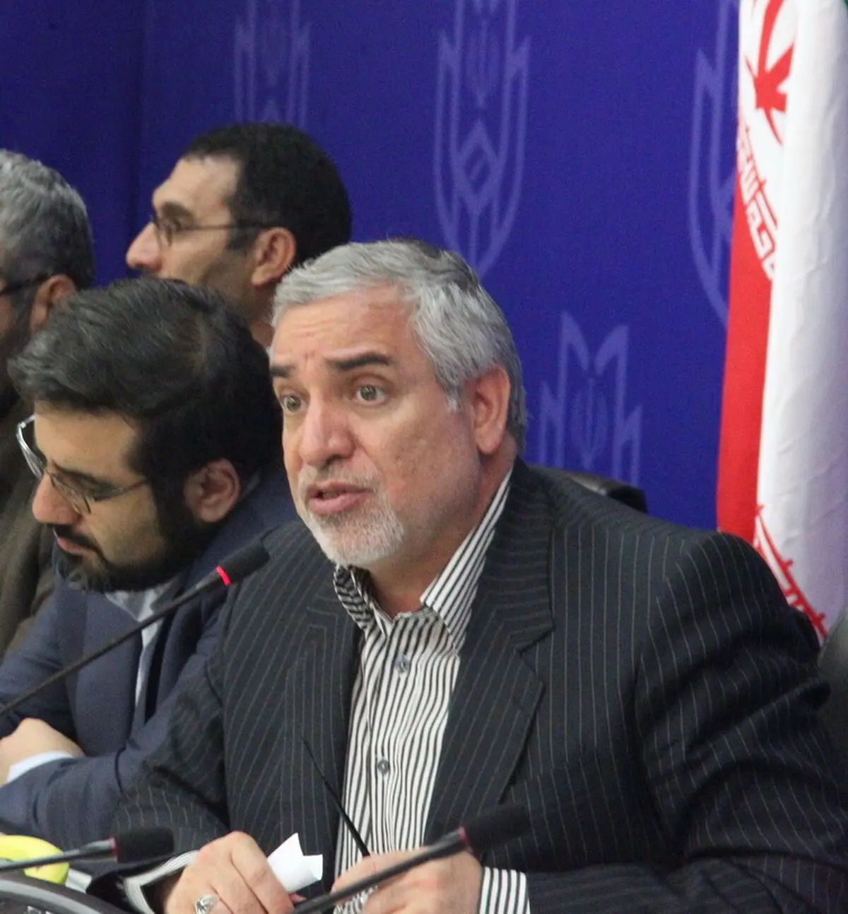 صدای تار جلیل شهناز هنوز در گوشمان طنین‌انداز است
