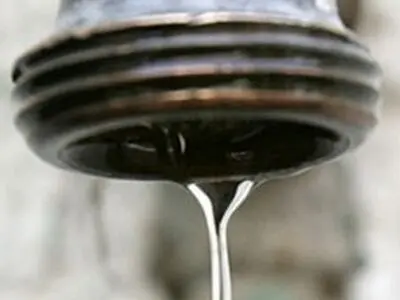 رفع مشکل قطعی و افت فشار آب مناطقی از یزد تا ظهر امروز