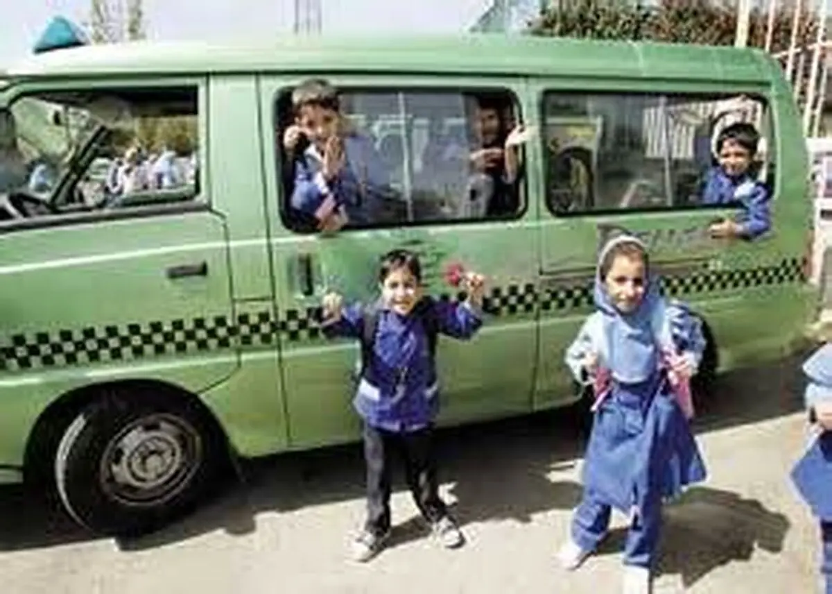 آموزش رانندگان سرویس مدارس از طریق اپلیکیشن تاکسیران 