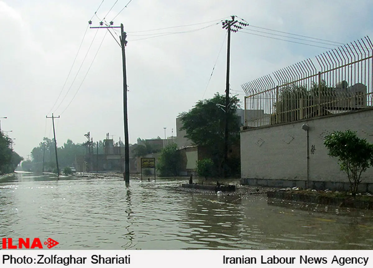 آب گرفتگی معابر واماكن مسكونی  بندر امام خمینی