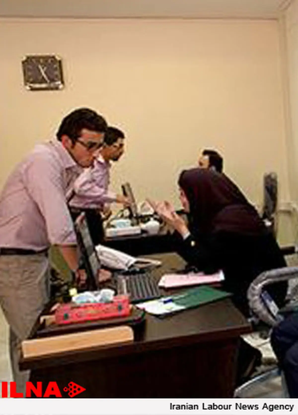 اتاق مبادلات ارزی، حاصل توهم برنامه ریزان برای ثبات قیمت ارز است