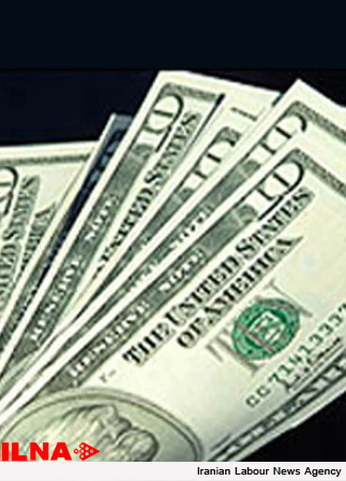 هر دلار امریکا بین 6700 تا 6800 خرید و فروش می‌شود