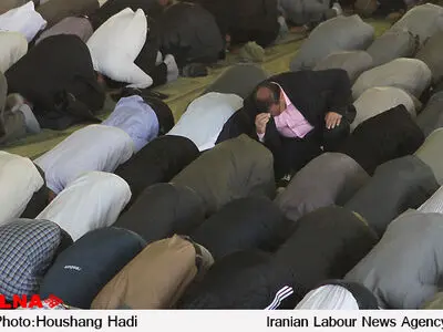 نماز جمعه امروز تهران باحضور كارگران در سراسر كشور برگزار شد
