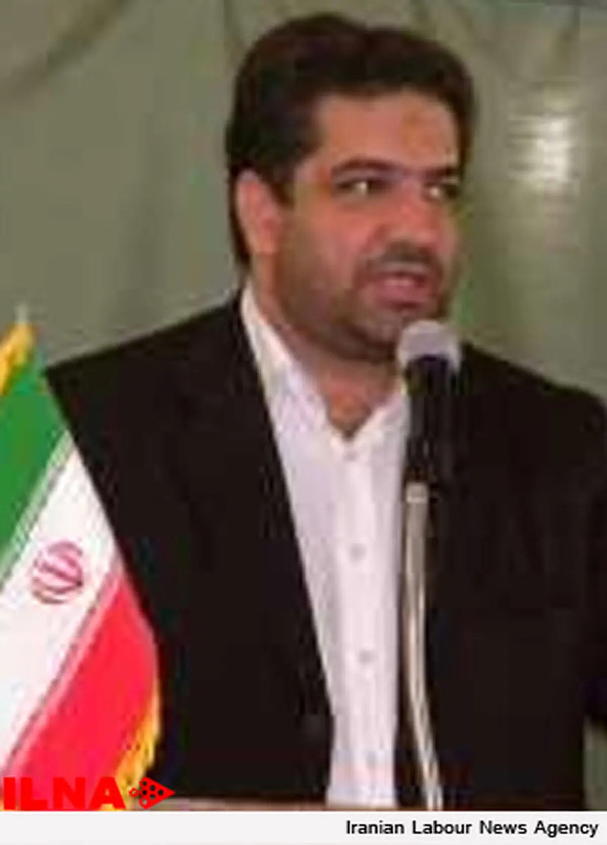 شهرستان آران و بیدگل زیر ساخت لازم جهت حضور گردشگر را ندارد