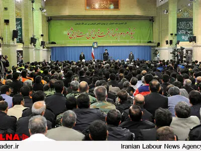 دیدار جمعی از دست اندرکاران سفرها و خدمات نوروزی با رهبر معظم انقلاب