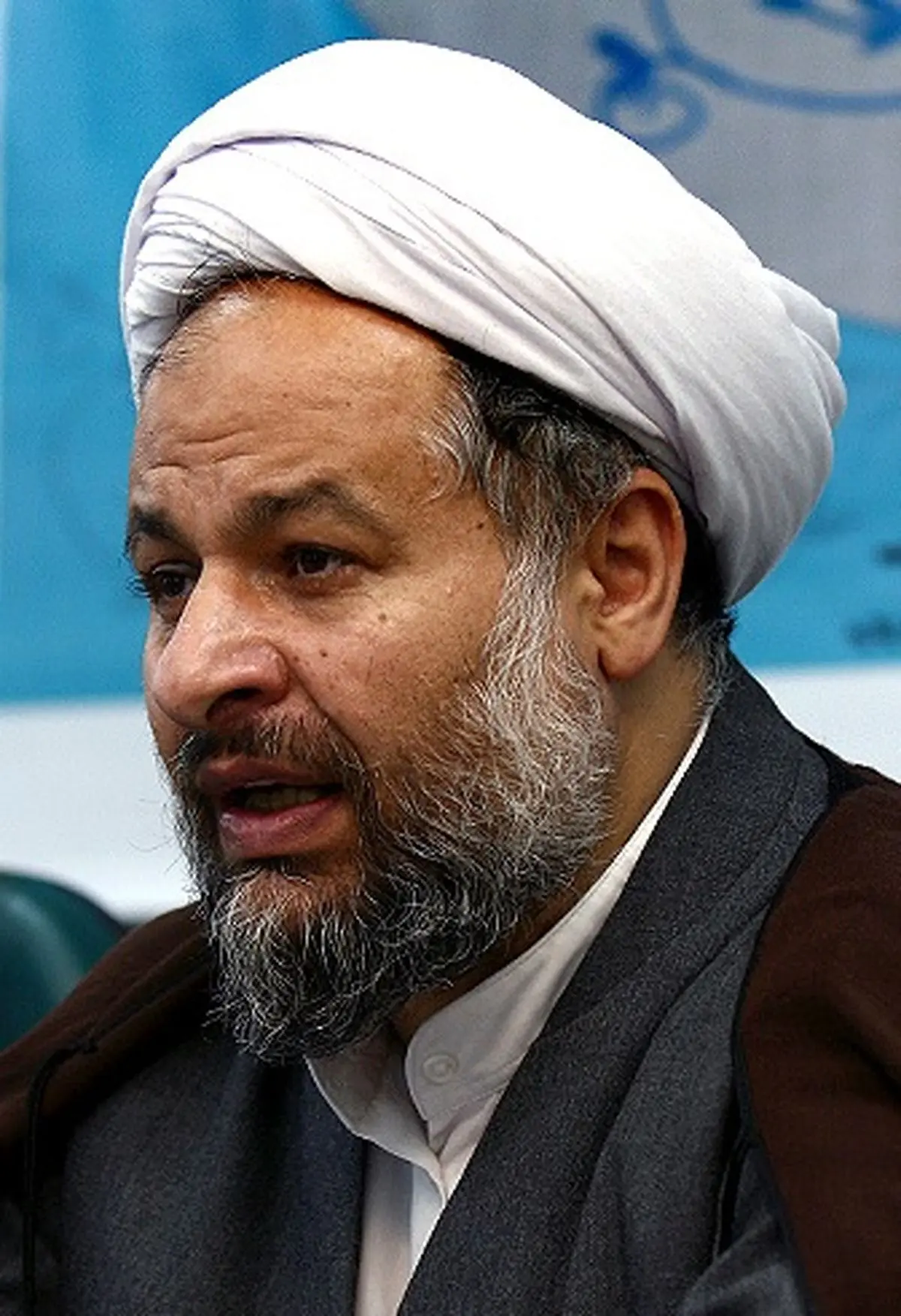 دیدگاههای آیت الله هاشمی در مسائل مختلف میتواند راهگشا باشد