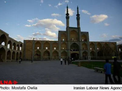 میدان امیرچخماق شهر یزد