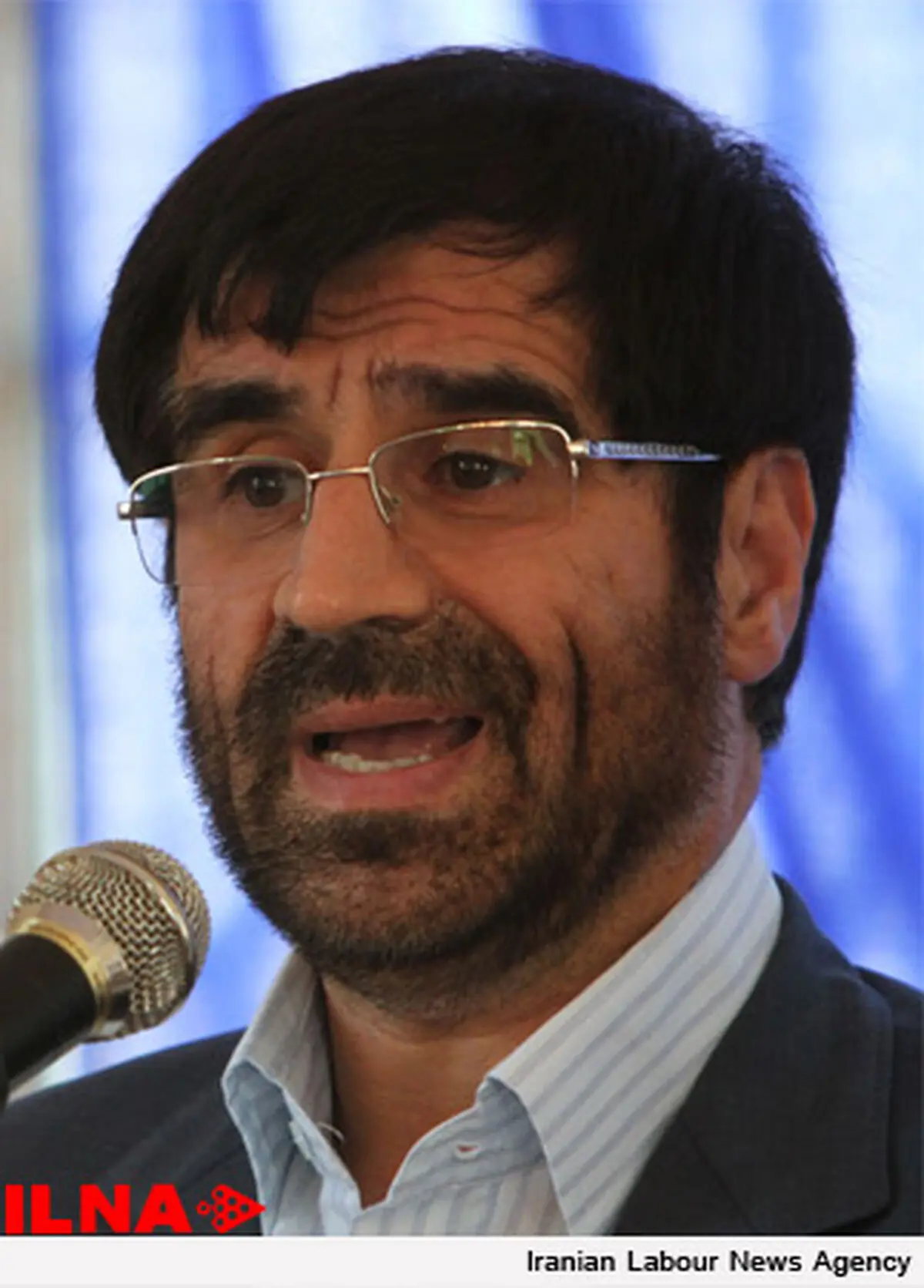 دوستان و دشمنان به نتیجه انتخابات چشم دوخته‌اند