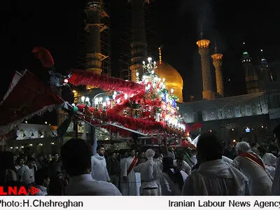 آئین سنتی مشعل گردانی در قم