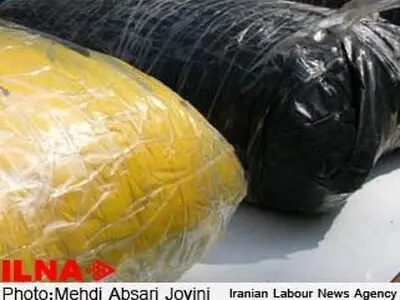 دستگیری یک باند قاچاق مواد مخدر در بندر خمیر