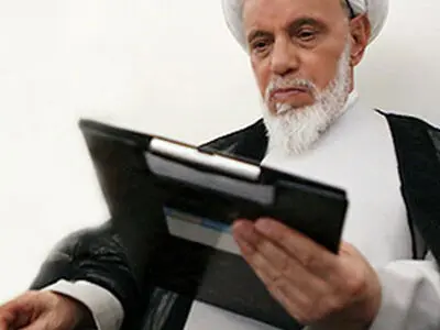 تندرو‌ها قصد مصادره اعتدال را دارند