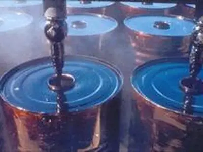 اختصاص 5 هزار تن قیر رایگان برای بهسازی معابر روستاهای استان مرکزی