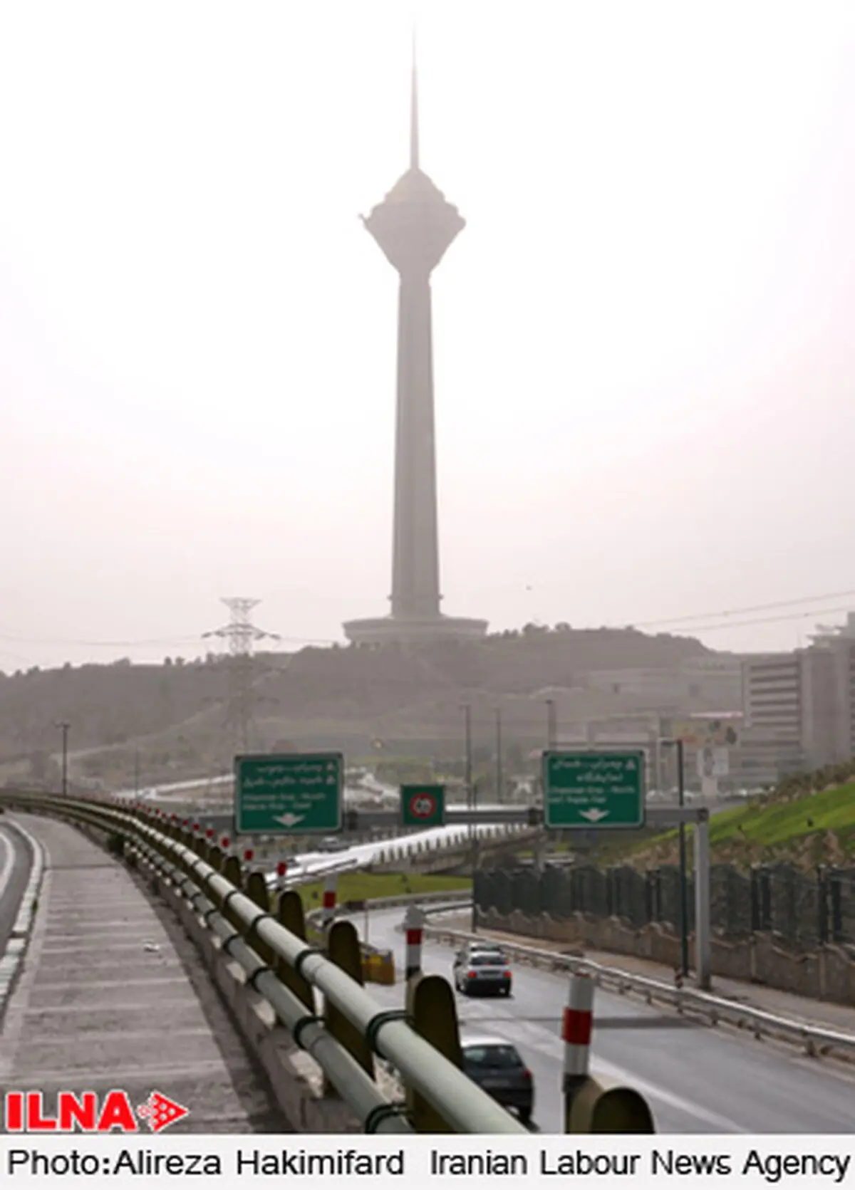 هوای تهران برای تمامی گروه‌ها ناسالم است