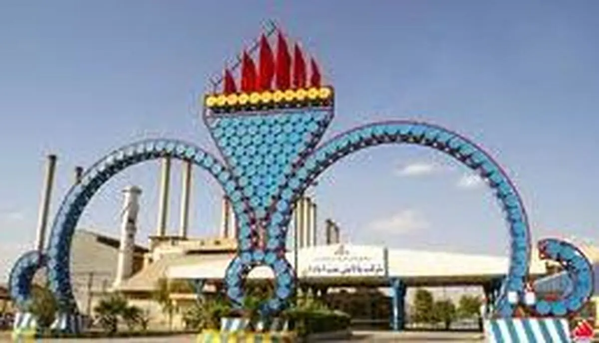 استاندار خوزستان از اشتغال بیش از 8 هزار نیروی بومی در پالایشگاه آبادان خبر داد