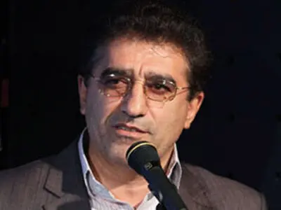 تئاتر را بدون بدهی به مدیر جدید واگذار می‌كنیم