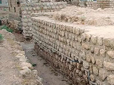 خروج اشیای باستانی و ادامه کاوش‌ها در هلیل رود
