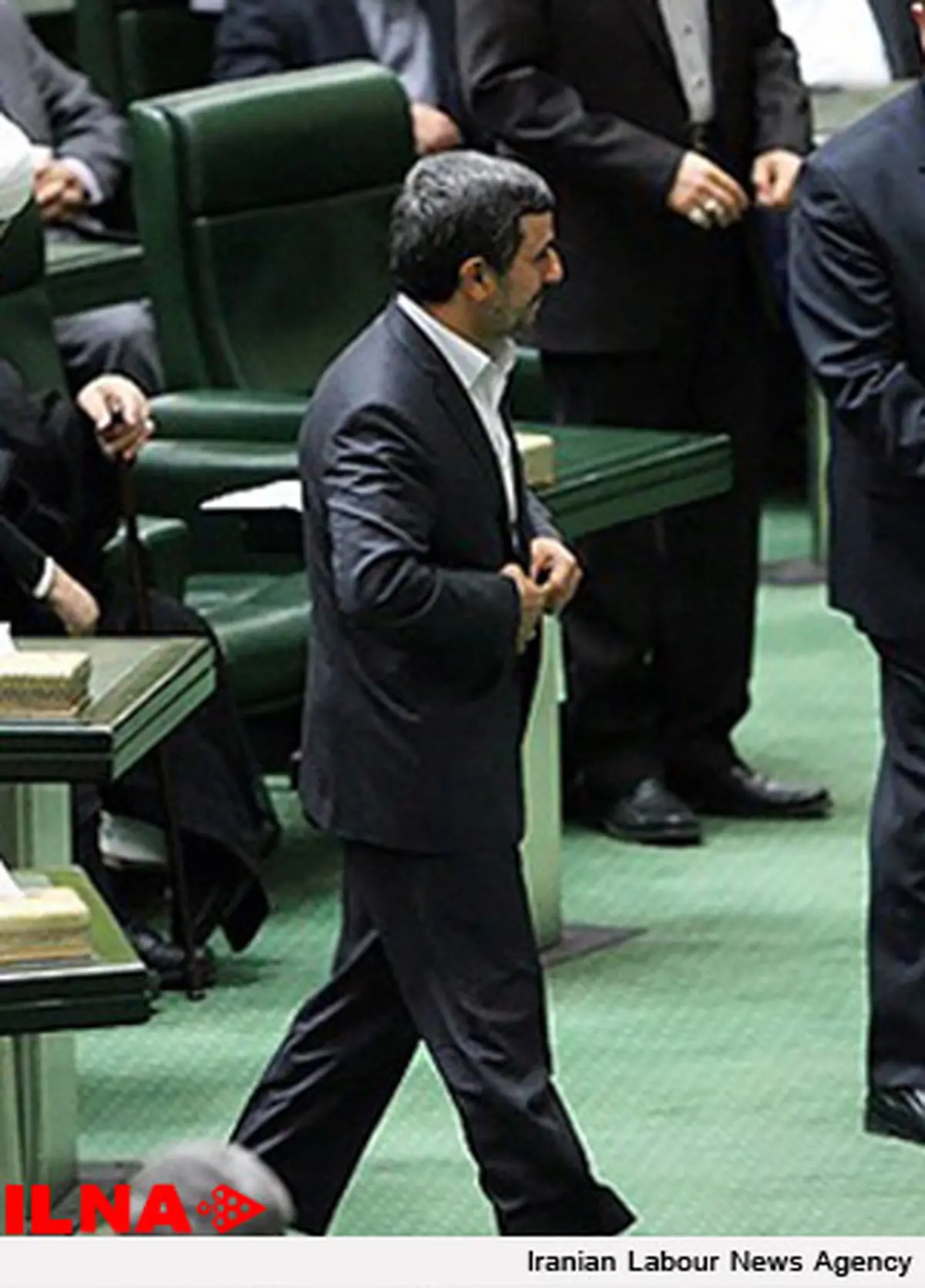 متن كامل روخوانی احمدی‌نژاد از مكالمه مرتضوی و لاریجانی
