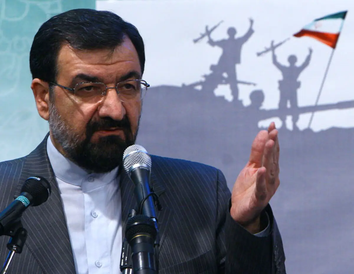 تا پاسخ کوبنده به ترامپ دستور گام پنجم کاهش تعهدات هسته‌ای لازم است