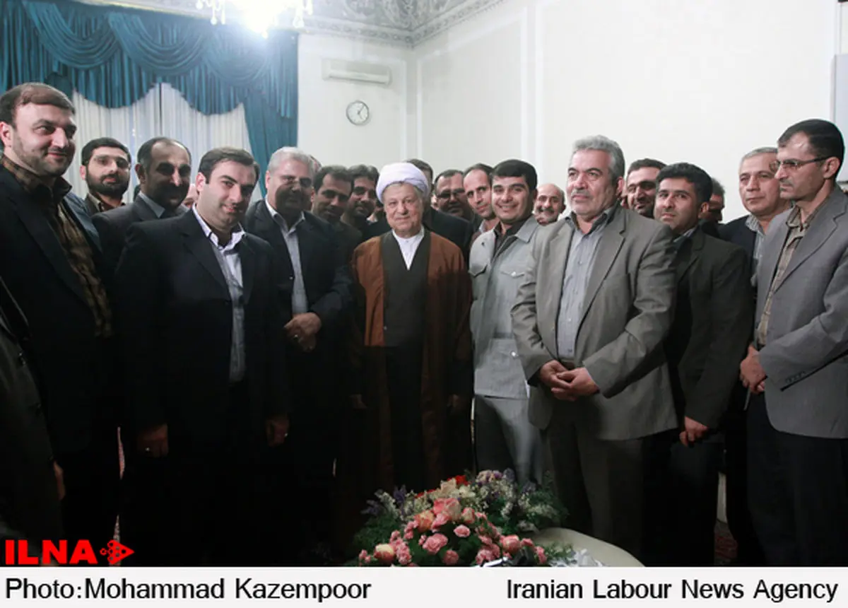دیدار جمعی از فعالان سیاسی و اجتماعی استان مازندران‎ با آیت الله هاشمی