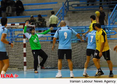 قهرمانی را از ثامن الحجج مشهد  گرفتند/جام به سبزوار رفت
