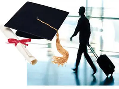 دانشجویان در مقابل مجلس شورای اسلامی تجمع کردند