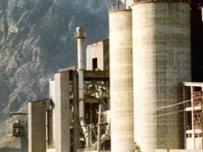 کارخانه سرب و روی زنجان تعطیل شد