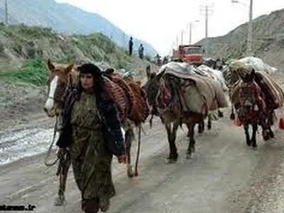 محورهای ارتباطی عشایری در شمال خوزستان بازگشایی شد