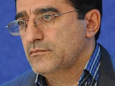 امیدوارم به تئاتر کشور خدمت کنیم