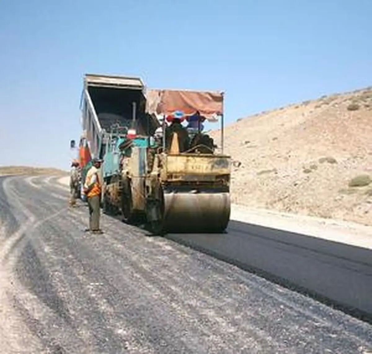 صرفه‌جویی 30 درصدی در آسفالت‌ریزی معابر اردبیل انجام می‌شود