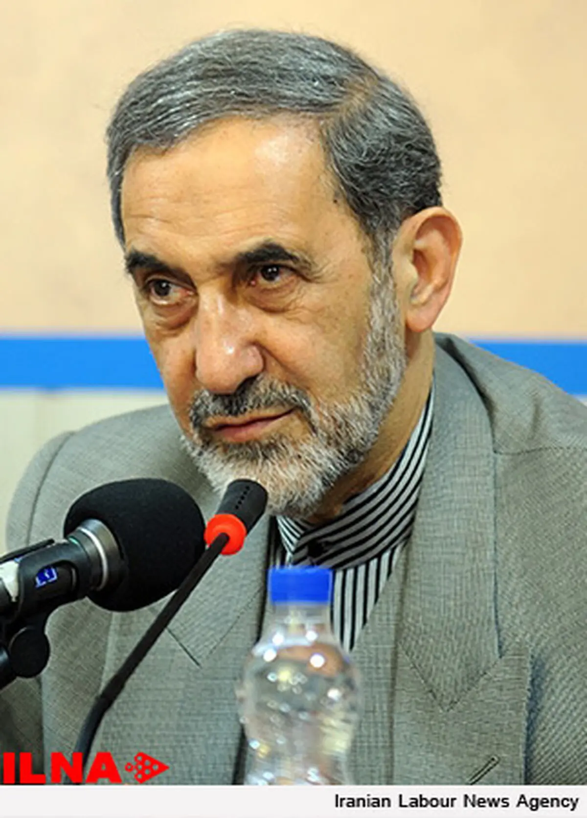 ولایتی: علم و علمایمان با گذشته قابل مقایسه نیستند