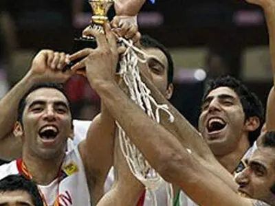 بسکتبال ایران بر سکوی قهرمانی کاپ آسیا ایستاد
