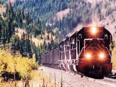 پای قطار ایرانی به کشورهای cis باز شد/ پایان پرداخت خسارت معطلی در مرز