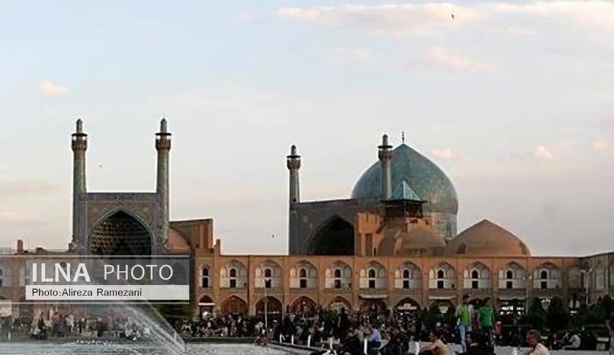 متروی اصفهان از میدان نقش‌جهان عبورنخواهد کرد/ عبور مترو از مسیر بدون خطر برای آثار تاریخی