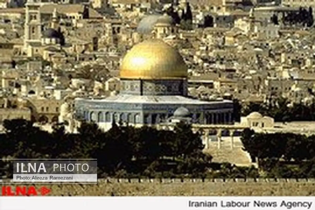 هتک حرمت زنان صهیونیست به مسجدالاقصی