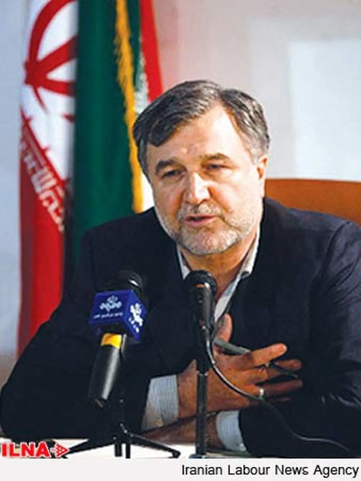 انتظار مردم رشد اقتصادی همراه با عدالت اجتماعی است