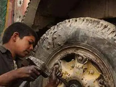 بر شمار كودكان كار اضافه شده است