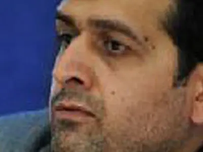 خبرنگاران نشست مدیر بنیاد ادبیات نمایشی را ترك كردند