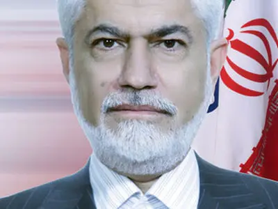 کارگران و کارمندان وضعیت مناسبی ندارند