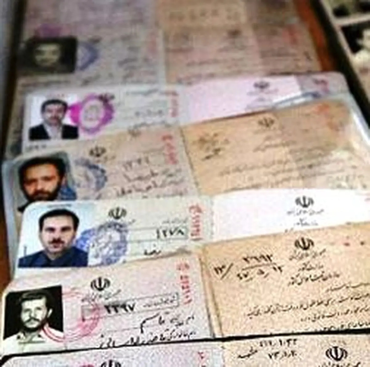 تعویض شناسنامه‌های قدیمی در قزوین تا پایان سال مهلت دارد