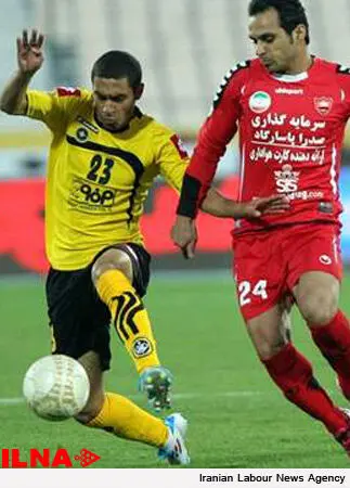 دوئل پرسپولیس و سپاهان برای نخستین جام/ چشم‌ها به آزادی