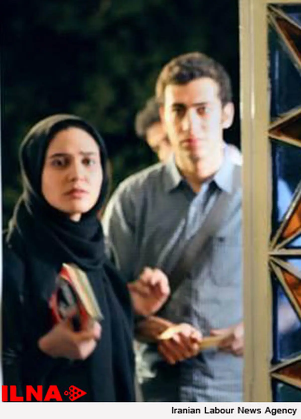 حرفهای متفاوت اسلامی مهر و آفریده درباره یك خانواده محترم